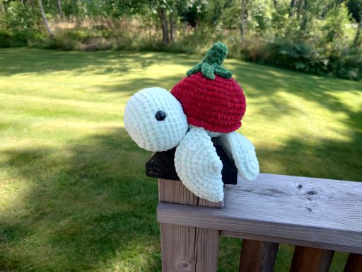 https://ribblr.com/pattern/strawbertle-Crochet?